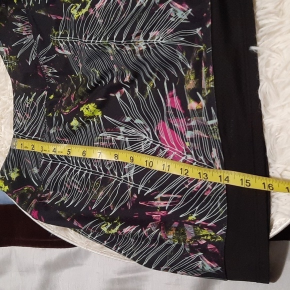 DSG Skort - Picture 4 of 6